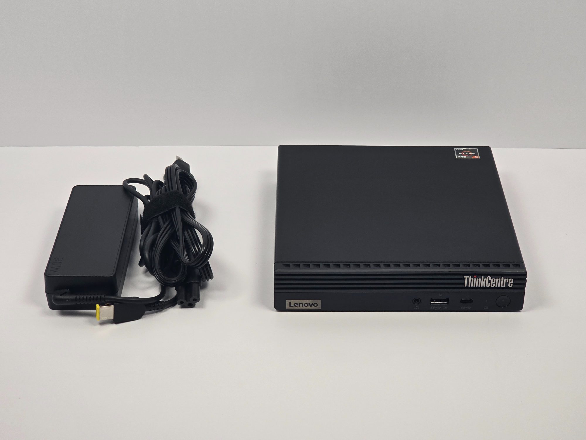 Parchment · ThinkCentre M75q Gen 2, photo 1 of 11