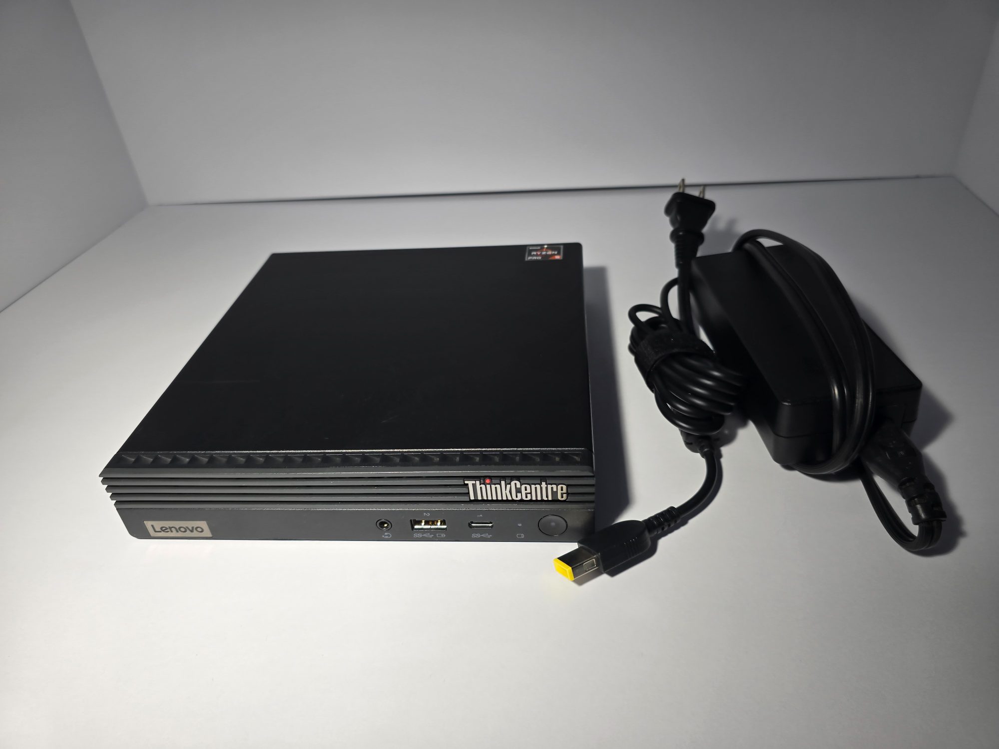 Willow · ThinkCentre M75q Gen 2